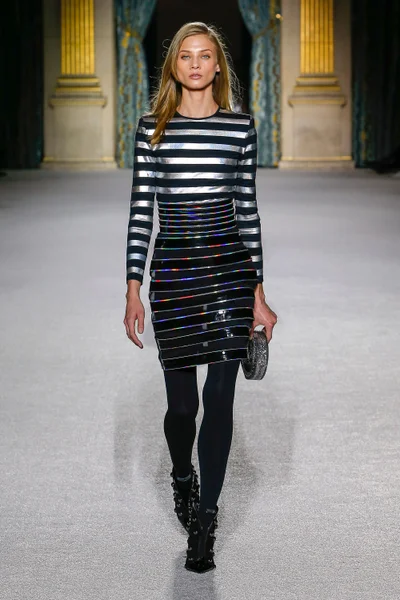 Look 84